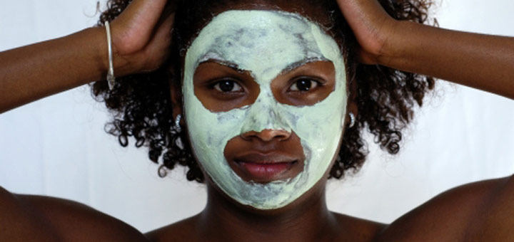 facial-mask-black-woman